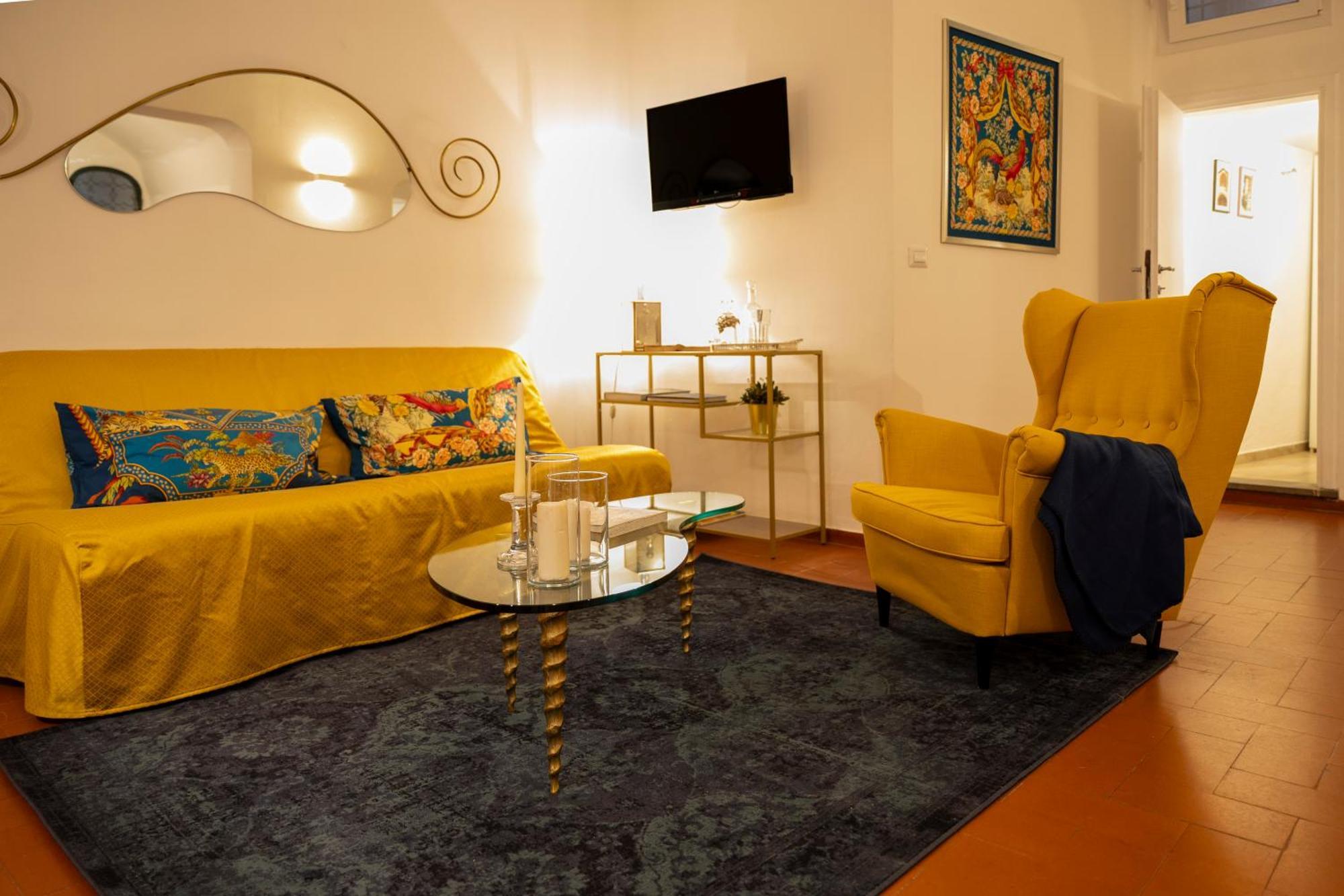 Loving Santo Spirito Apartment Florence
